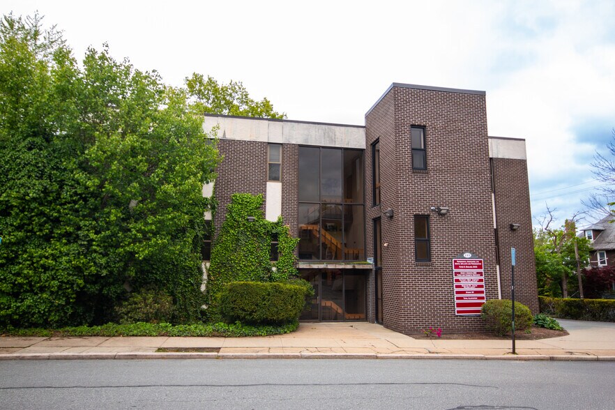 189 Governor St, Providence, RI à louer - Photo de l’immeuble – Image 1 sur 16