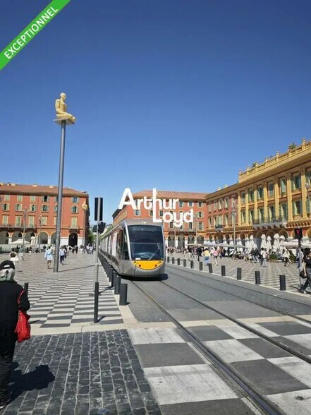 1 Place Masséna, Nice à louer - Photo de l’immeuble – Image 2 sur 5