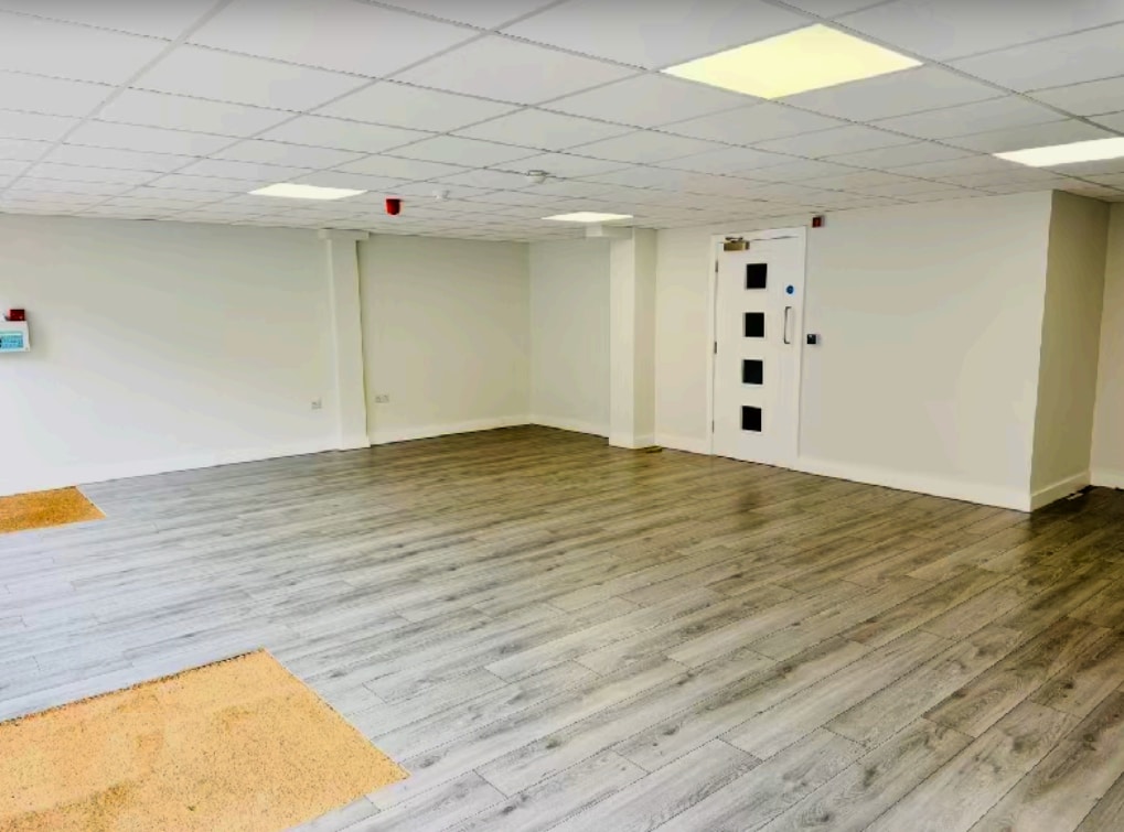 368-370 Lymington Rd, Christchurch à louer Photo intérieure– Image 1 sur 2