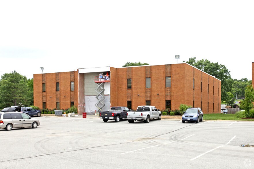 4411 Woodson Rd, Saint Louis, MO à louer - Photo principale – Image 1 sur 29