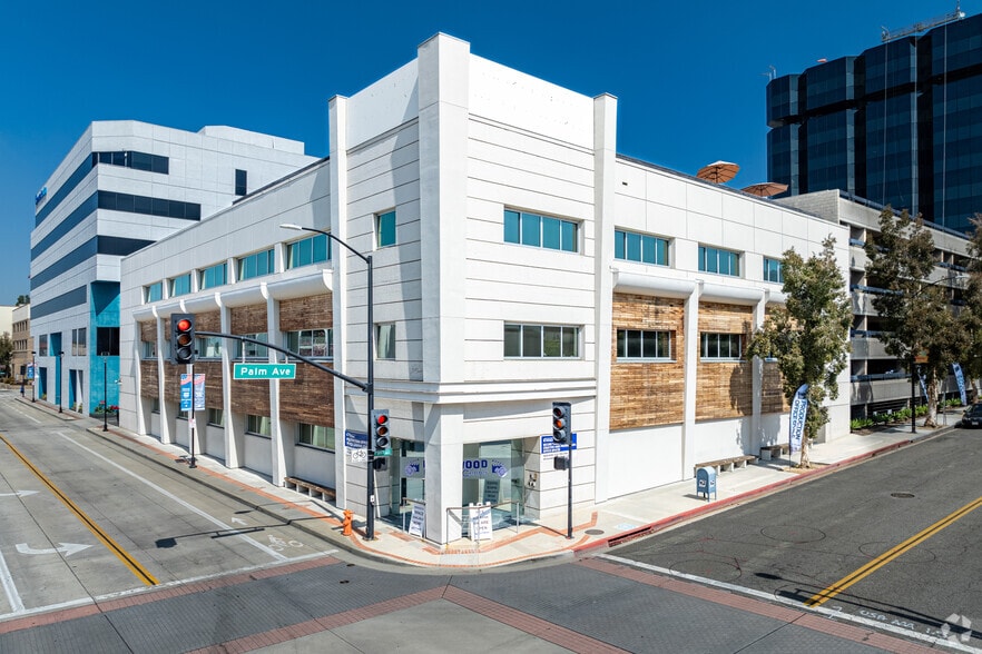 300 N 3rd St, Burbank, CA à vendre - Photo principale – Image 1 sur 47