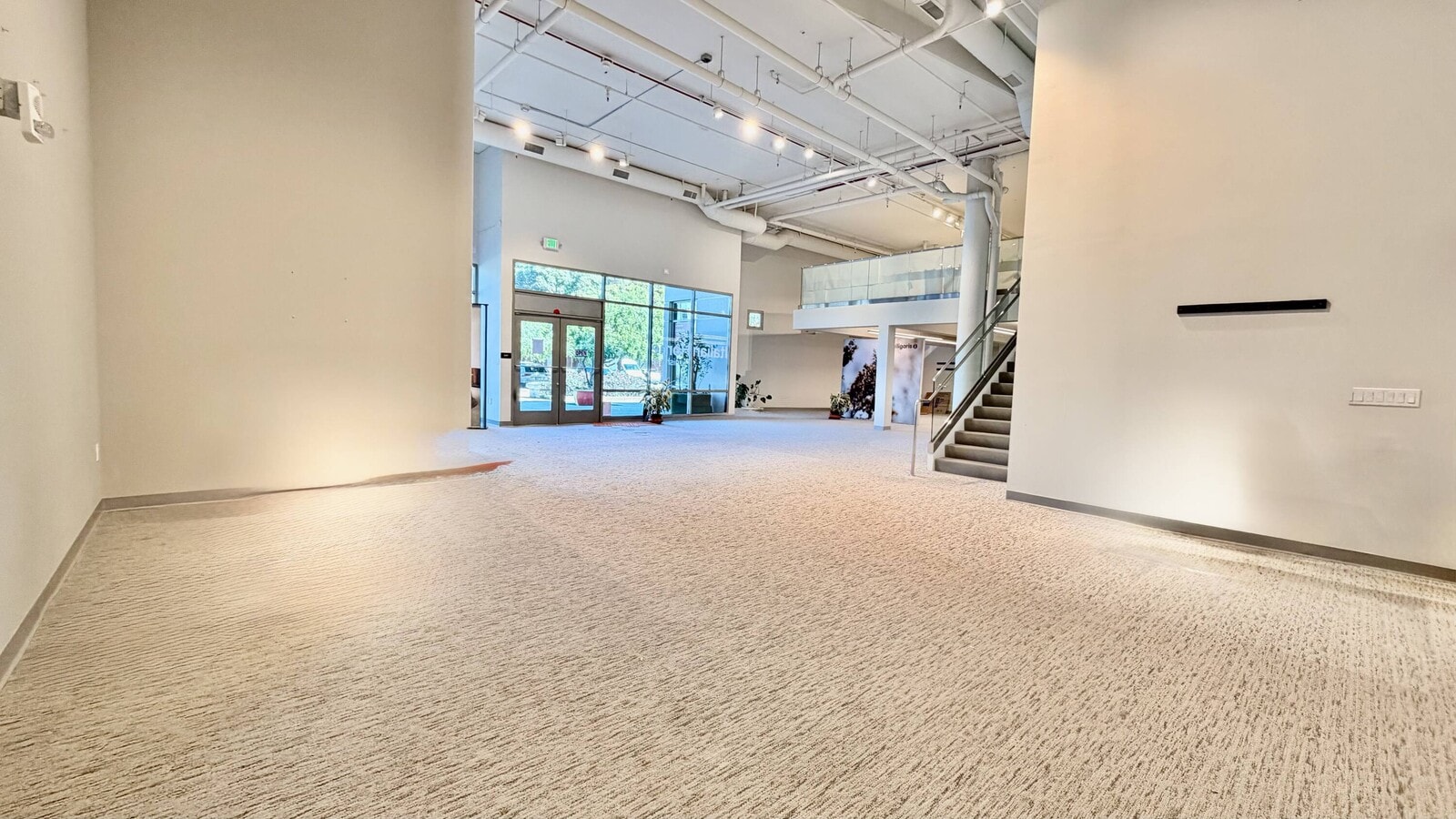 219 Brannan St, San Francisco, CA 94107 - Lot A -  - Photo intérieure - Image 1 of 7