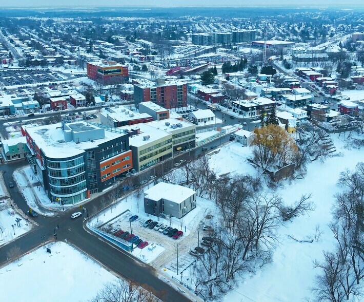 210-216 Rue Labelle, Saint-Jérôme, QC à vendre - Photo de l’immeuble – Image 2 sur 4