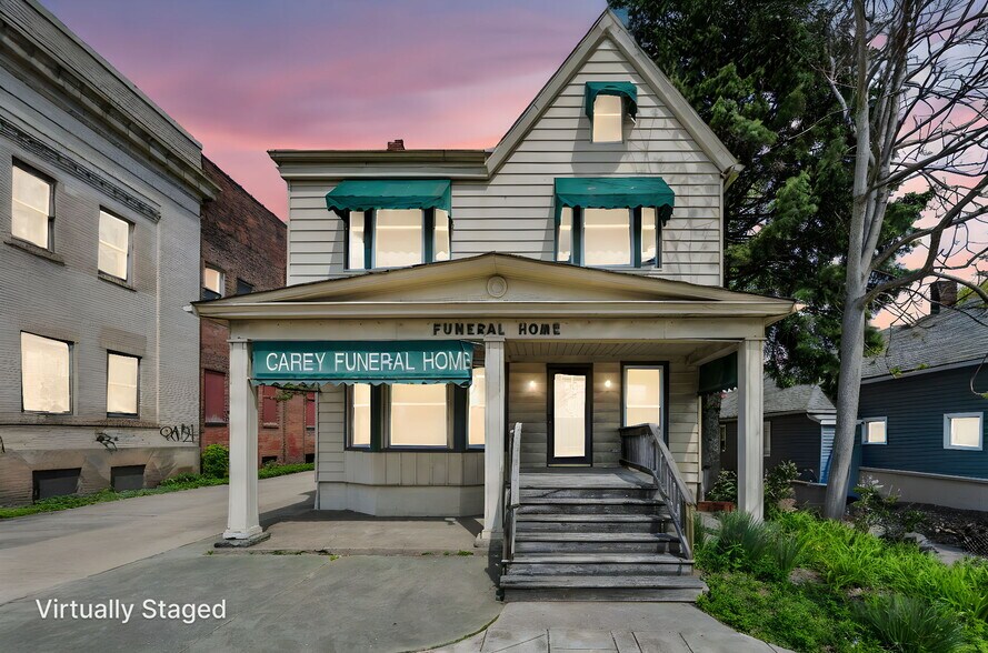 6318 Lorain Ave, Cleveland, OH à vendre - Photo de l’immeuble – Image 3 sur 43