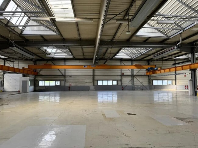 Plus de détails pour 35 Rue De Beauce, Sartrouville - Bureau, Local d'activités à louer