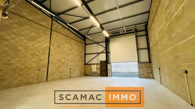 Plus de détails pour Bureau, Industriel/Logistique à louer