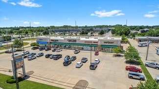 Plus de détails pour 2701-2711 N Dirksen Pky, Springfield, IL - Local commercial à louer
