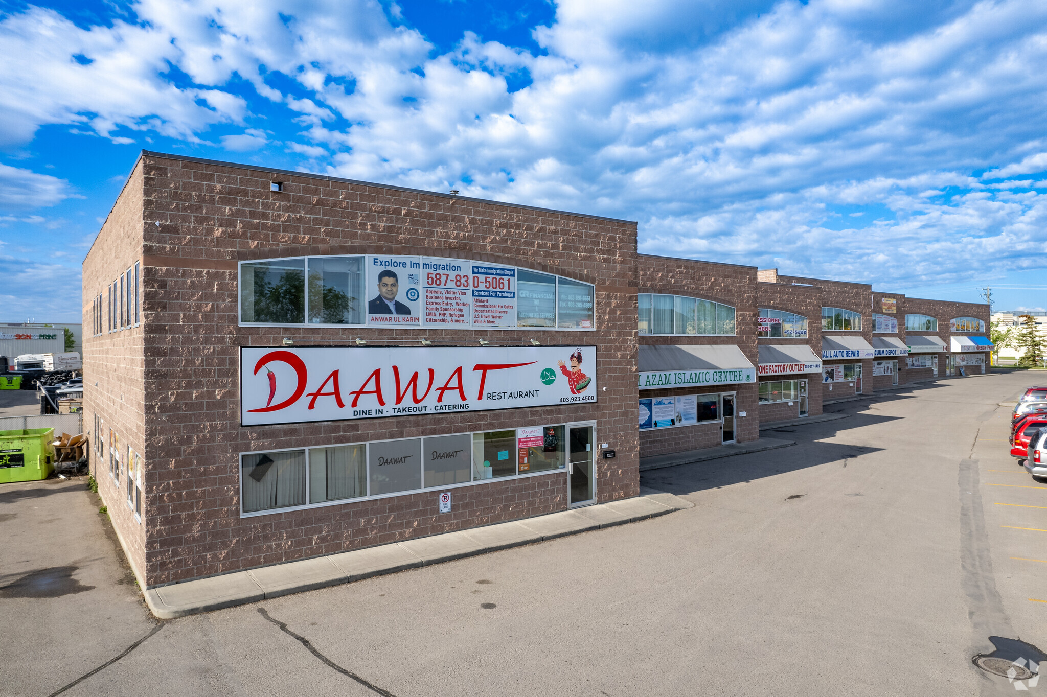 4809 Westwinds Dr NE, Calgary, AB à vendre Photo principale– Image 1 sur 6
