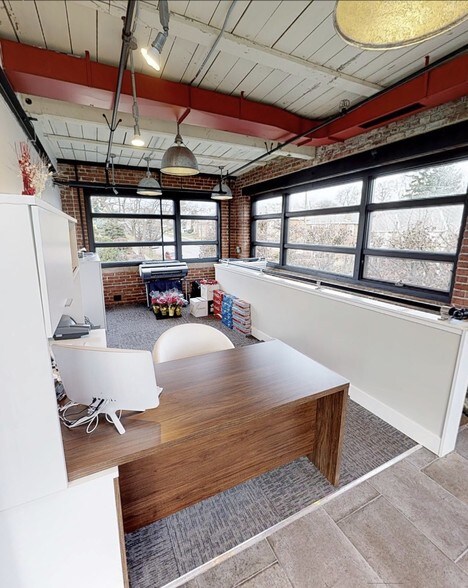 151 E 10th Ave, Conshohocken, PA à louer - Photo intérieure – Image 3 sur 16