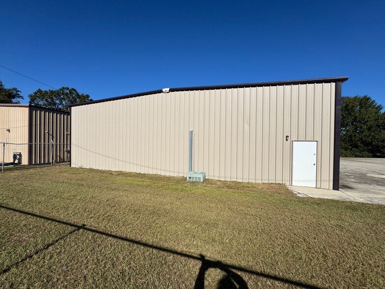 4411 Holden Rd, Lakeland, FL à vendre - Photo de l’immeuble – Image 2 sur 6