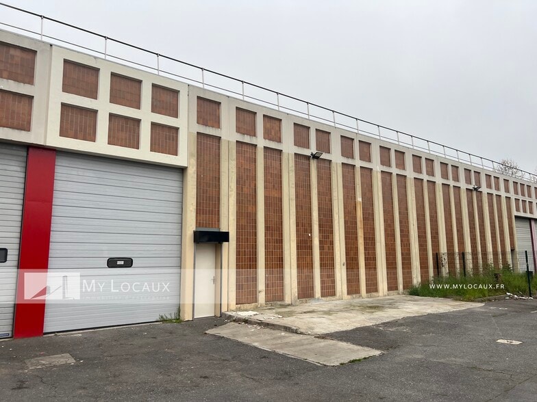 4 Avenue Du Gros Chene, Éragny à louer - Photo de l’immeuble – Image 3 sur 5