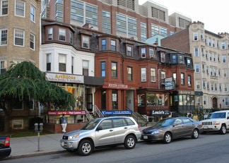 Plus de détails pour 710 Commonwealth Ave, Boston, MA - Local commercial à louer