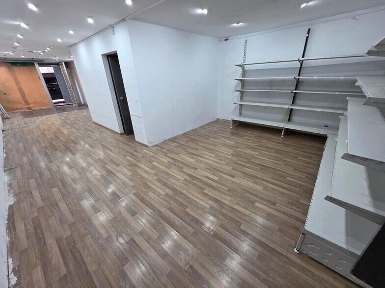Local commercial dans Igualada, Barcelona à louer - Photo de l’immeuble – Image 3 sur 3
