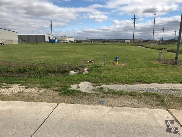 381 Equity Blvd, Houma, LA à vendre - Photo principale – Image 1 sur 1