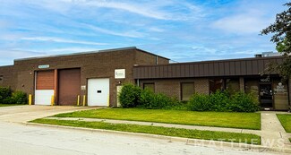 Plus de détails pour 144-160 N Lively Blvd, Elk Grove Village, IL - Industriel/Logistique à vendre