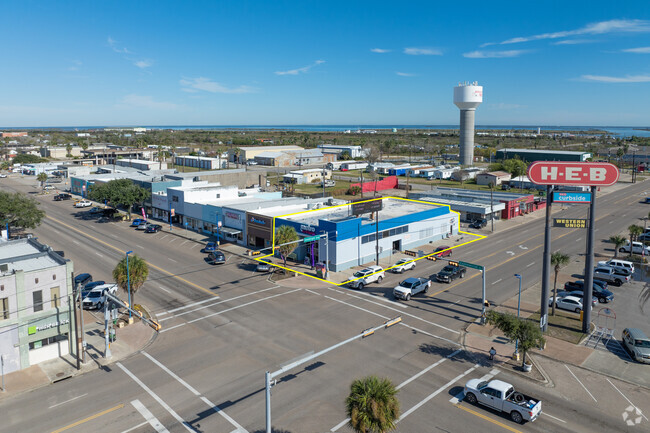 Plus de détails pour 361 S Commercial St, Aransas Pass, TX - Local commercial à vendre