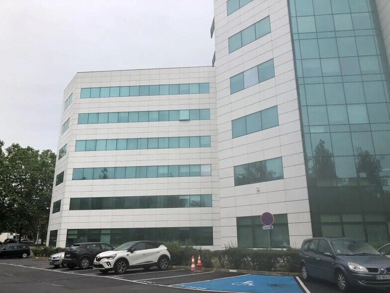 50 Allée Des Impressionnistes, Villepinte à louer - Photo de l’immeuble – Image 3 sur 4