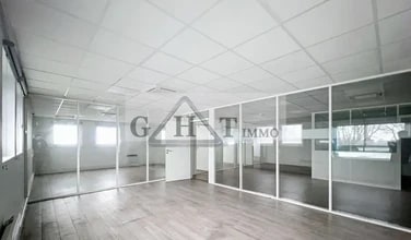 Industriel/Logistique dans Brie-Comte-Robert à louer Photo intérieure– Image 2 sur 3