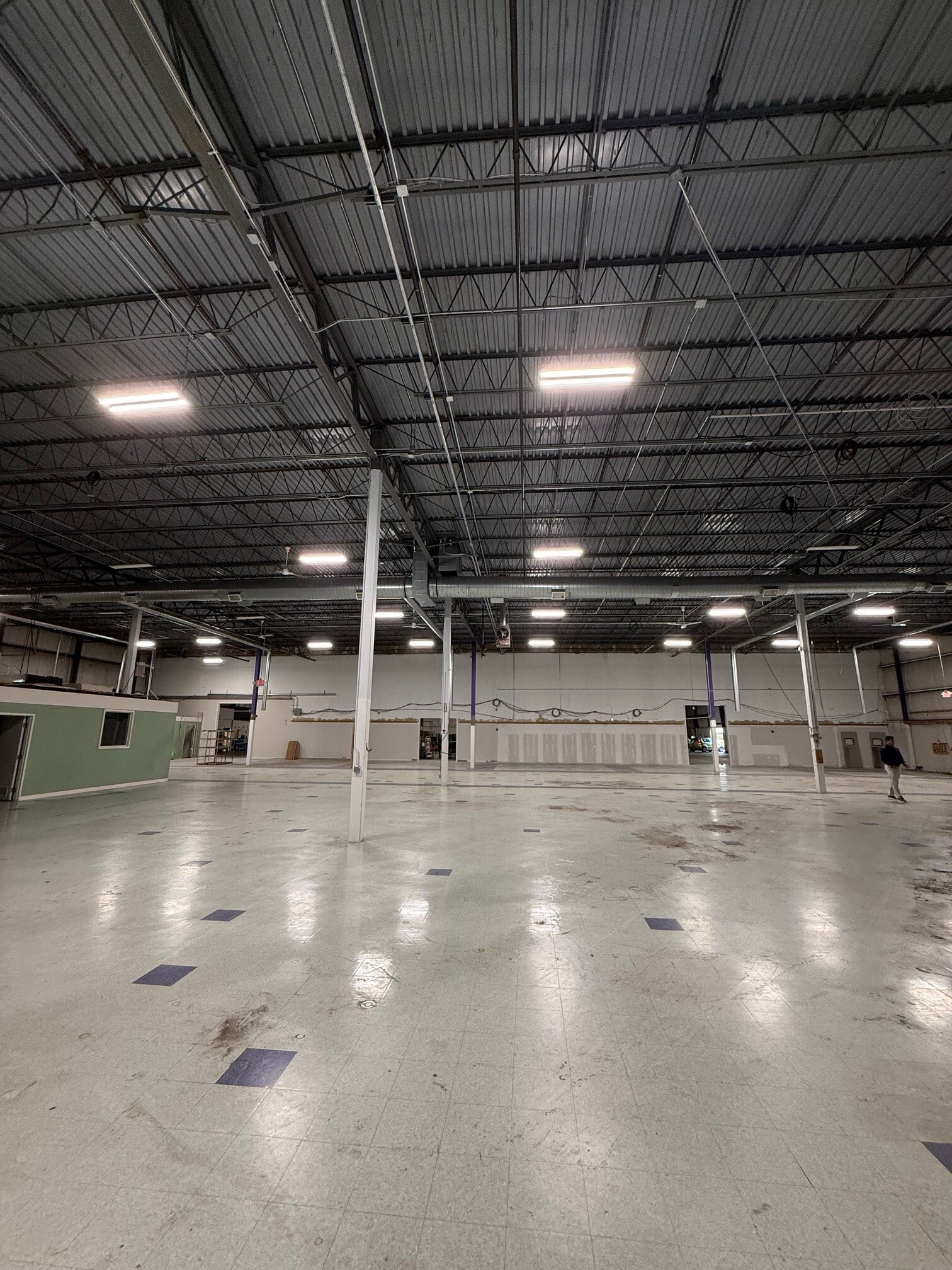 92 Blandin Ave, Framingham, MA à louer Photo intérieure– Image 1 sur 1