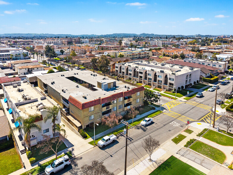 120 W Grand Ave, Alhambra, CA à vendre - Photo de l’immeuble – Image 3 sur 27