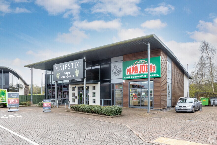 Dunleavy Drive Retail Park portefeuille de 5 biens à vendre sur LoopNet.fr - Photo principale – Image 2 sur 5