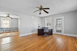 Plus de détails pour 605 E Nine Mile Rd, Highland Springs, VA - Bureau à vendre