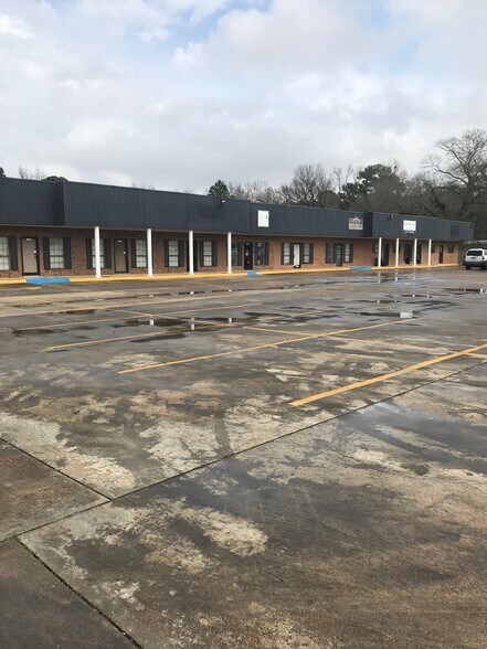 1754-1774 Texas St, Natchitoches, LA à louer - Photo de l’immeuble – Image 2 sur 33