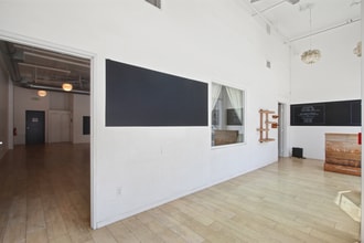 11955 W Washington Blvd, Los Angeles, CA à louer Photo intérieure– Image 1 sur 7
