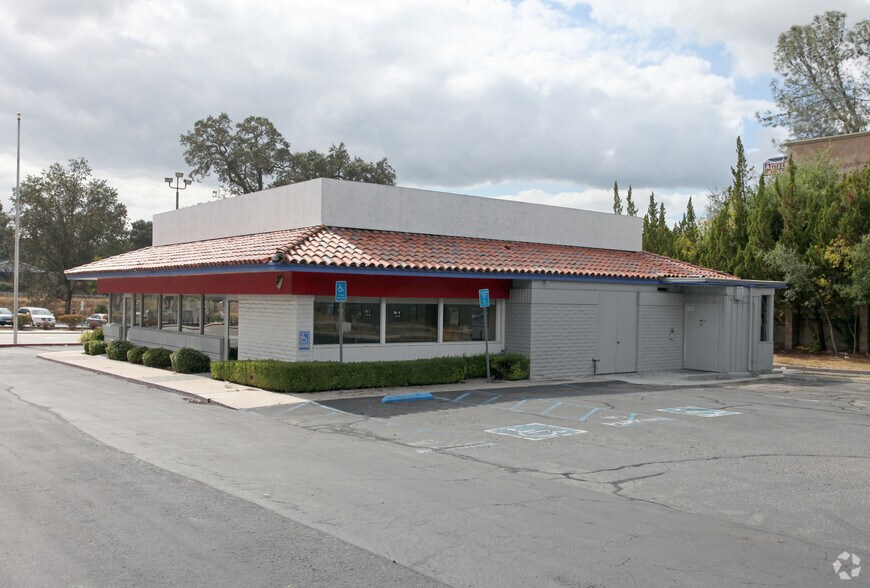 7305 El Camino Real, Atascadero, CA à vendre - Photo principale – Image 1 sur 14