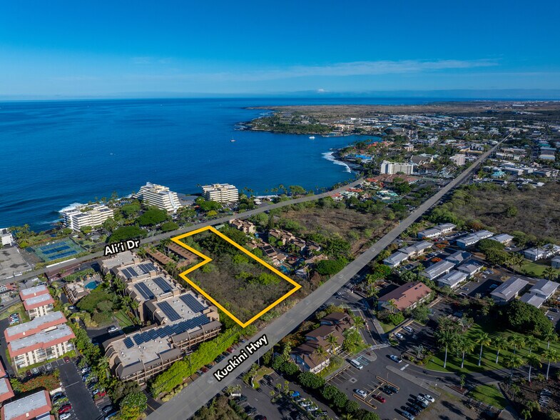 75-5849 Alii Drive, Kailua Kona, HI à vendre - Photo de l’immeuble – Image 3 sur 3