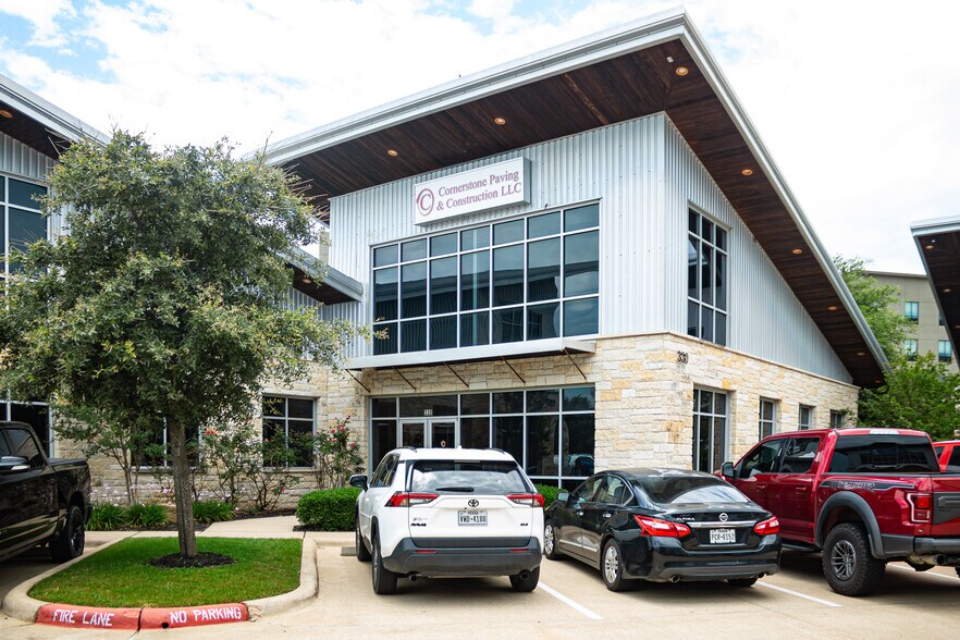3091 University Dr, Bryan, TX à vendre - Photo de l’immeuble – Image 1 sur 11