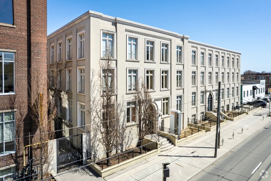 173 Dufferin St, Toronto, ON à louer - Photo de l’immeuble – Image 2 sur 6