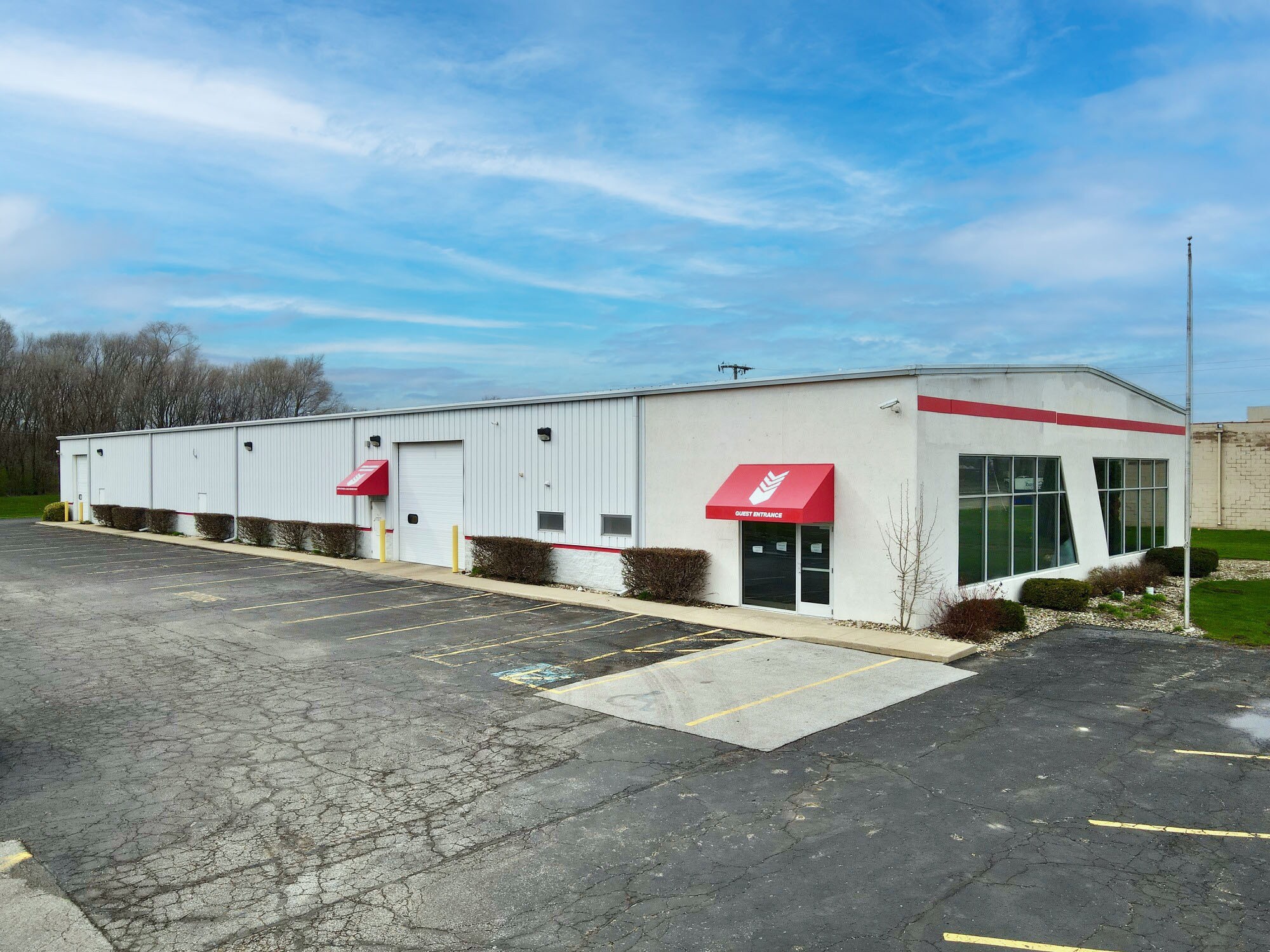 1575 N Bendix Dr, South Bend, IN à louer Photo principale– Image 1 sur 15
