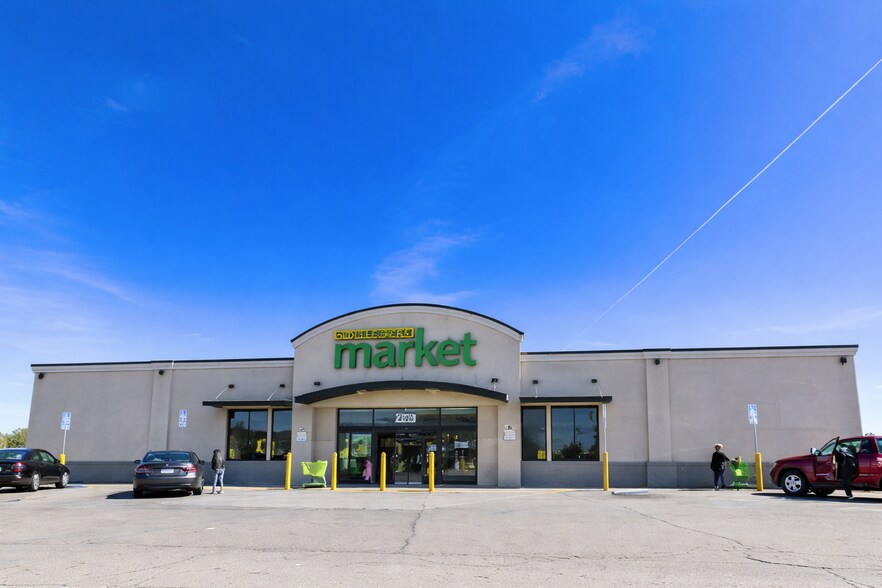 4232 E Main St, Stockton, CA à vendre - Photo de l’immeuble – Image 3 sur 8