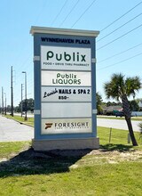 11040 Navarre Pky, Navarre, FL à louer Photo de l’immeuble– Image 2 sur 6