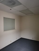 3815 Mission Ave, Oceanside, CA à louer Photo de l’immeuble– Image 2 sur 10