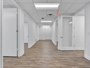 12000 Biscayne Blvd, Miami, FL à louer Photo intérieure– Image 2 sur 14