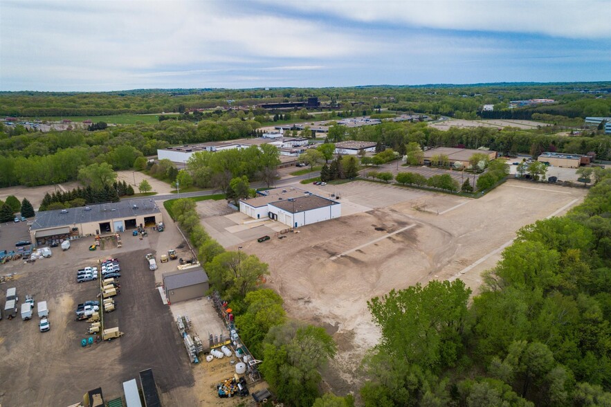 3303 Terminal Dr, Eagan, MN à louer - Photo de l’immeuble – Image 2 sur 6