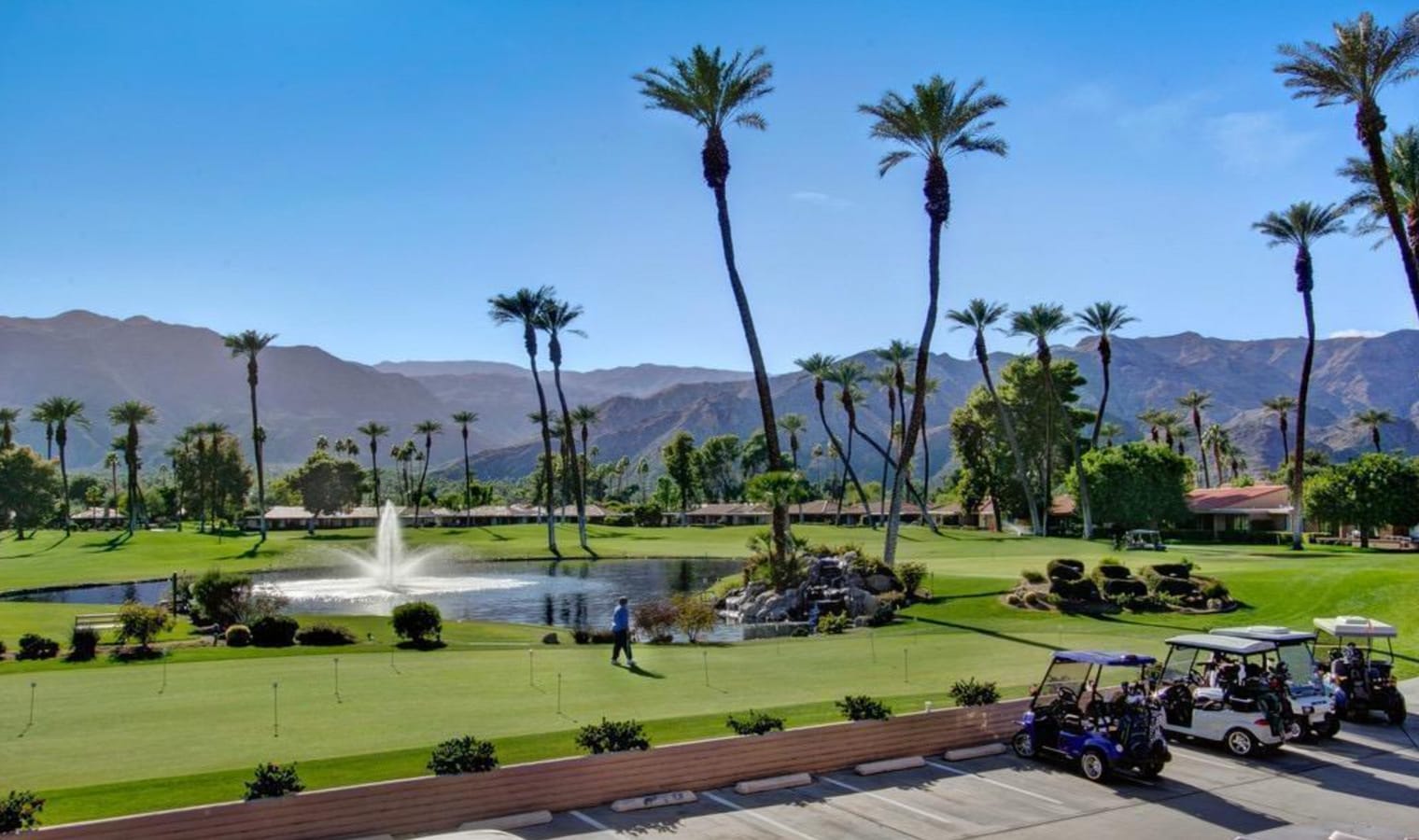 60 La Ronda Dr, Rancho Mirage, CA 92270 - Lot 1 -  - Photo intérieure - Image 1 of 56