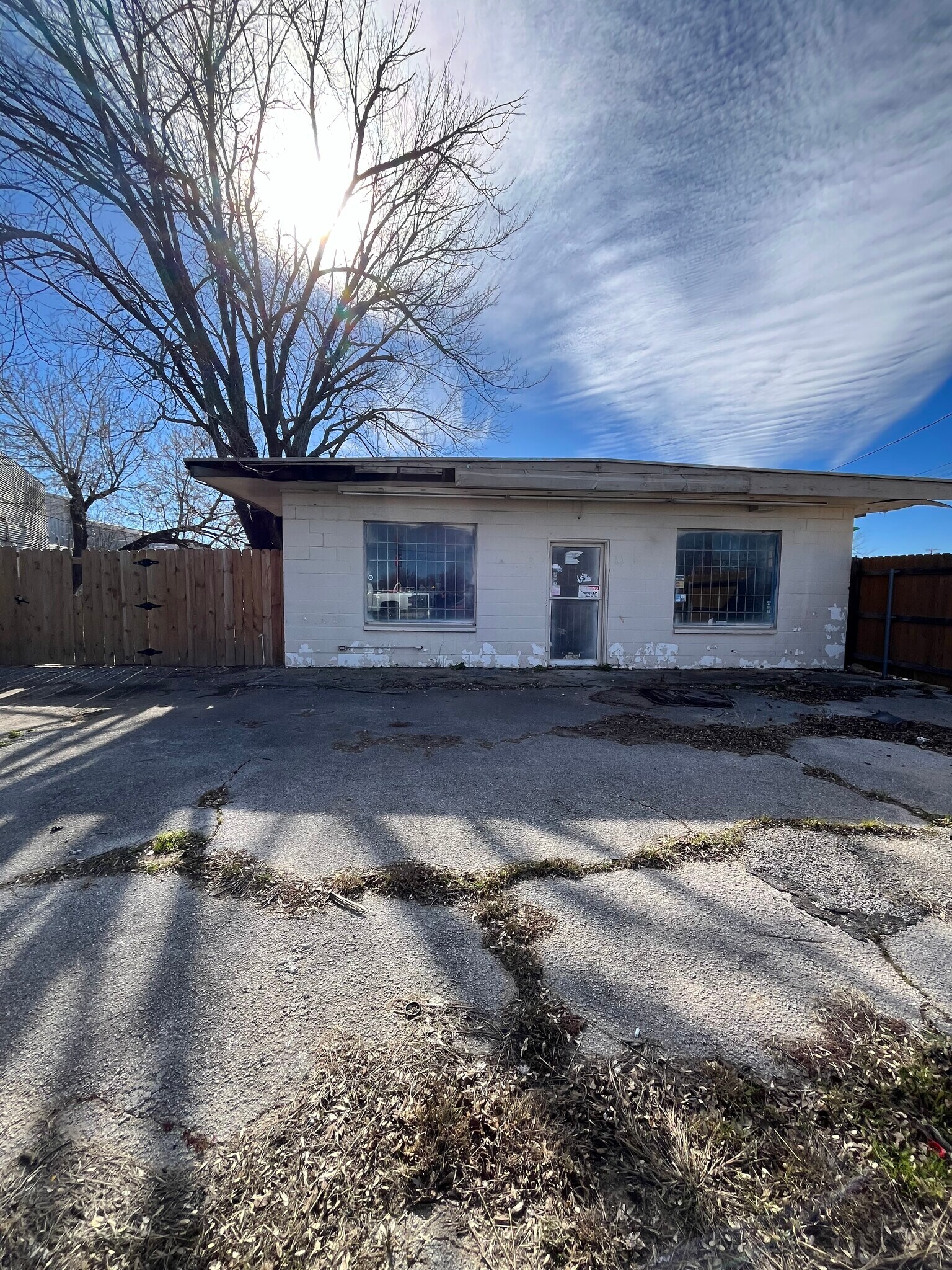 3354 Mansfield Hwy, Forest Hill, TX à vendre Photo de l’immeuble– Image 1 sur 7