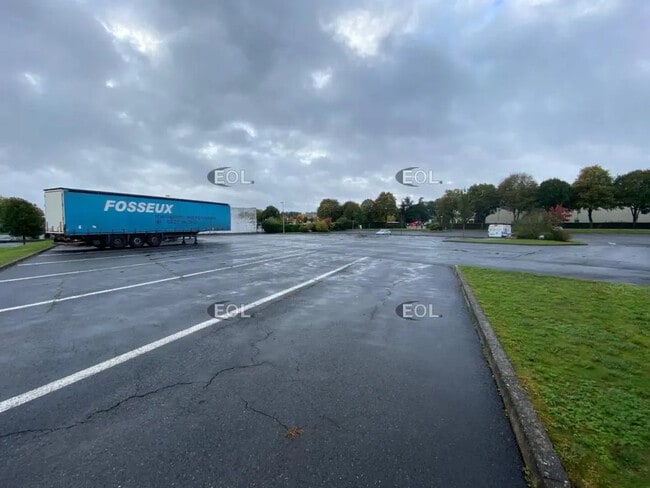 Plus de détails pour Terrain à louer