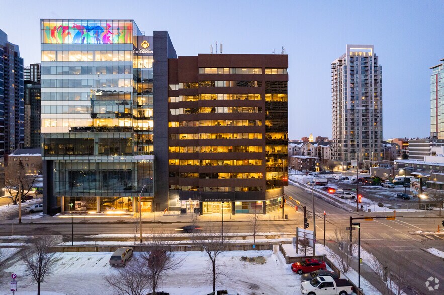 105 12th Ave SE, Calgary, AB à louer - Photo de l’immeuble – Image 3 sur 5