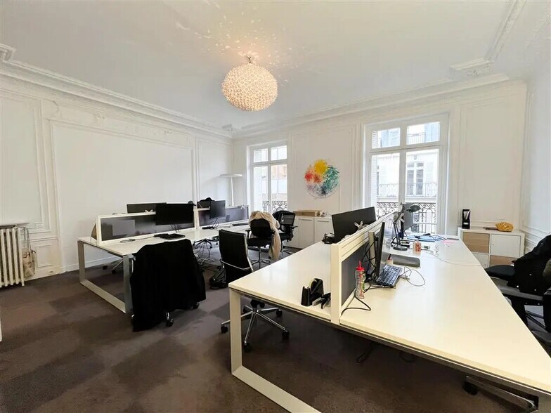 Bureau dans Paris à louer - Photo de l’immeuble – Image 3 sur 9