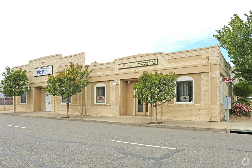 118 N 2nd St, Patterson, CA à louer - Photo principale – Image 1 sur 32