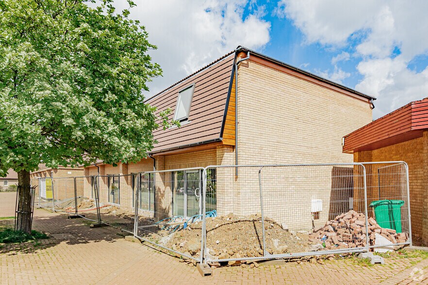 Huntsmans Rd, Glenrothes à louer - Photo de l’immeuble – Image 2 sur 2