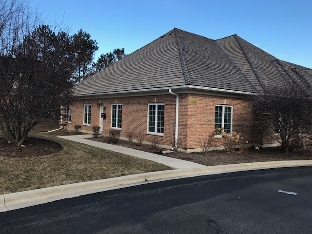 732 Florsheim Dr, Libertyville, IL à vendre - Photo de l’immeuble – Image 2 sur 9