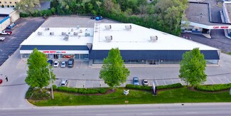 Plus de détails pour 401-421 Townline Rd, Mundelein, IL - Local commercial à louer
