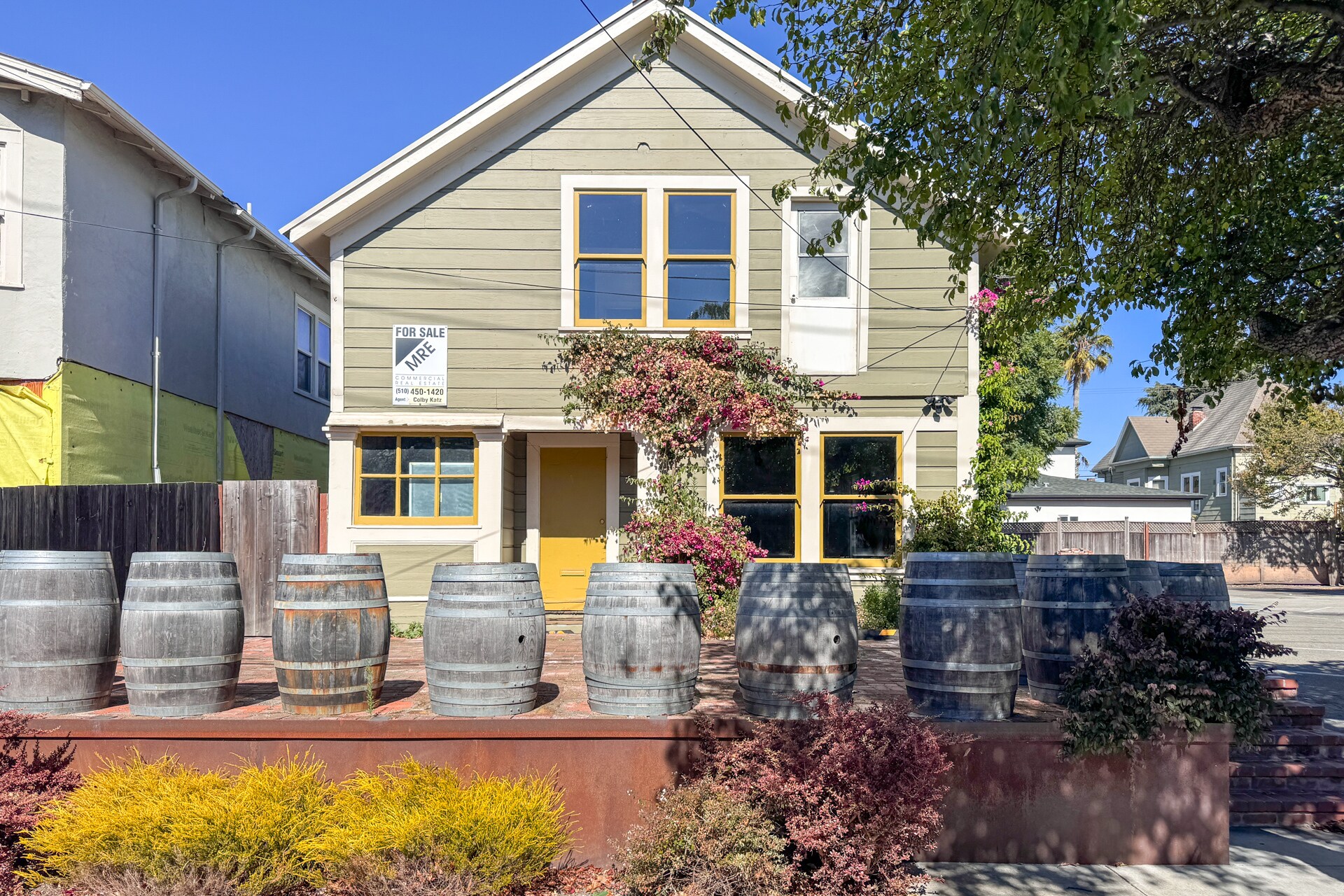 5874 Doyle St, Emeryville, CA à vendre Photo de l’immeuble– Image 1 sur 31