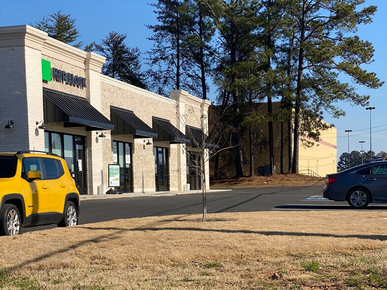 2401 Holly Dr, Milledgeville, GA à louer - Photo de l’immeuble – Image 2 sur 5