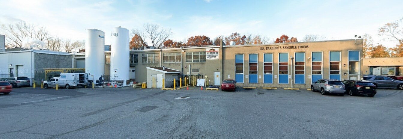 5 Boumar Pl, Elmwood Park, NJ à vendre Photo principale– Image 1 sur 4